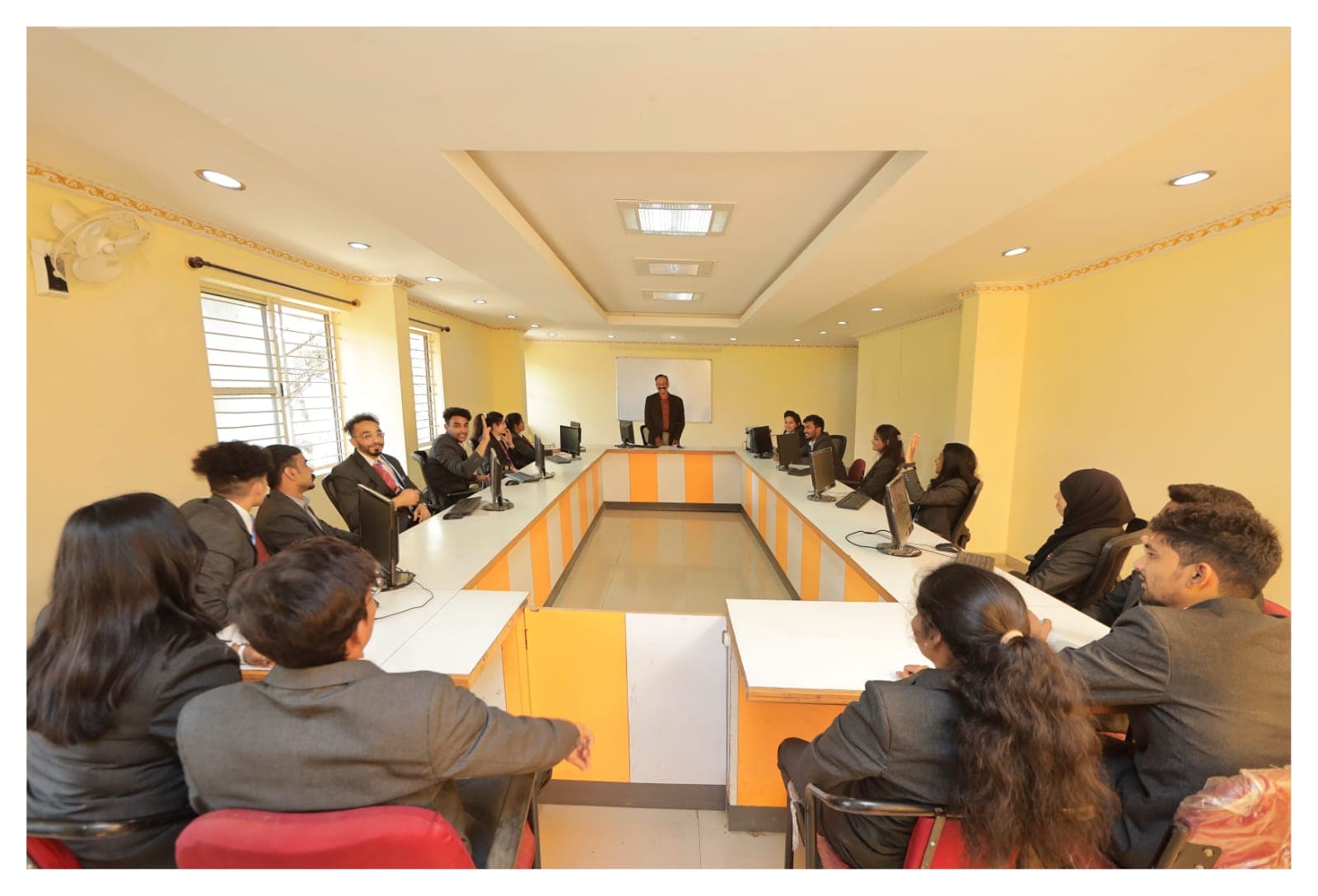 Karnataka College Of Management Bangalore Infrastructure photo 13